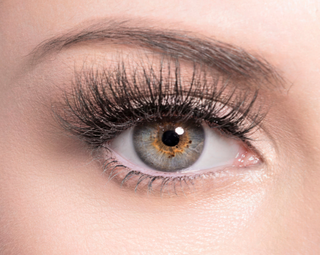LUSH - SugarPOP Lashes